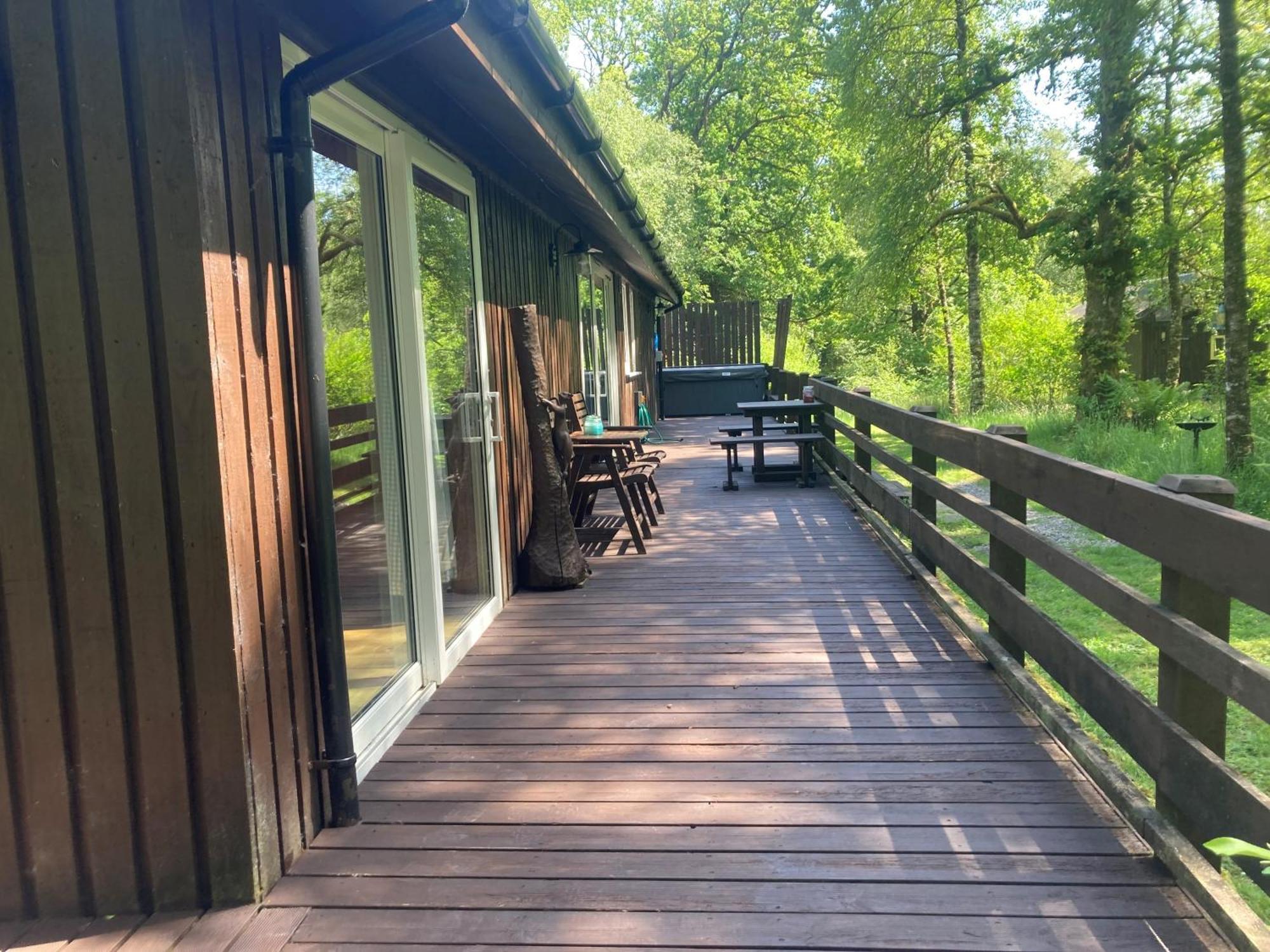 Loch Aweside Forest Lodge *